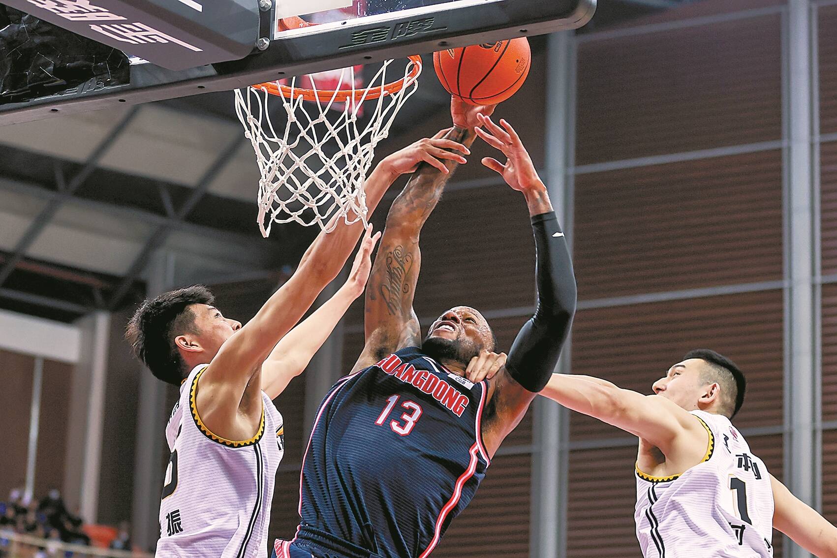 赛程拥挤 赛程拥挤