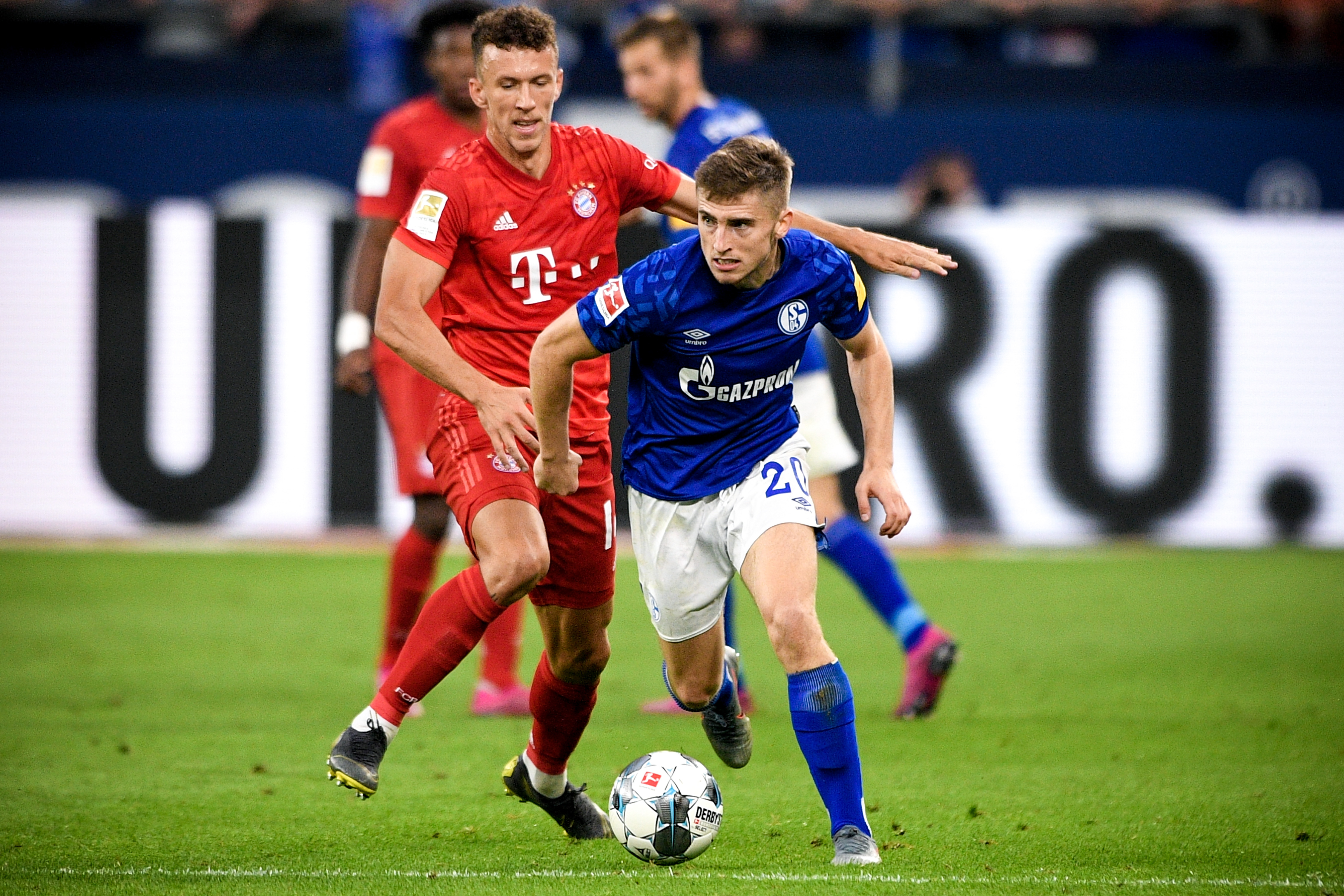 肋部穿插 肋部穿插